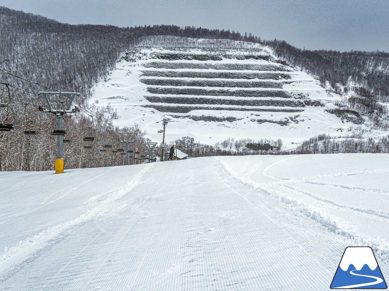 暑寒別岳スキー場｜今季のゲレンデ営業は、3月8日まで。最後の週末にもかかわらず、この残雪量は流石の暑寒別岳(^^)/